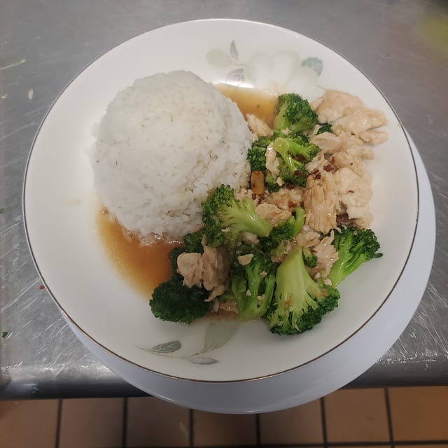 Kids Chicken Broccoli.